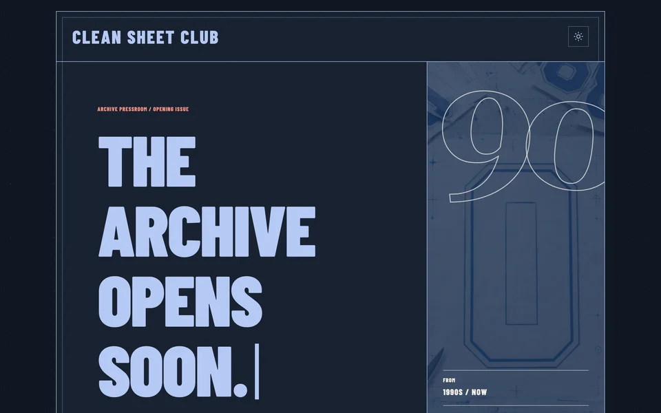 Dunkle Coming-soon-Seite des Clean Sheet Club mit hellblauer Typografie und historischem Trikotmotiv